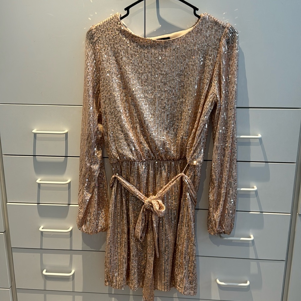 Gold/Tan sequin long sleeve short dress